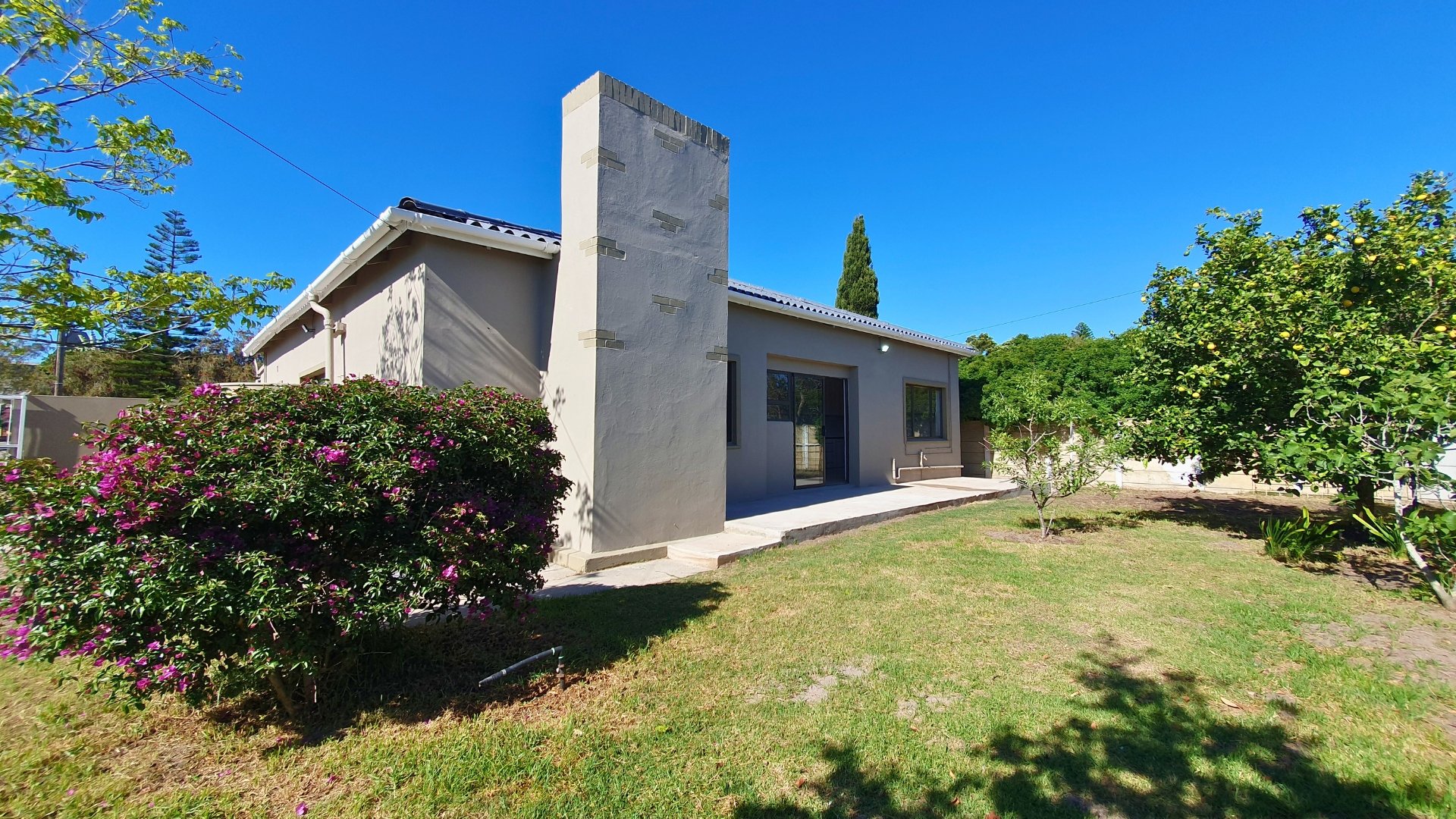 3 Bedroom Property for Sale in Albertinia Western Cape